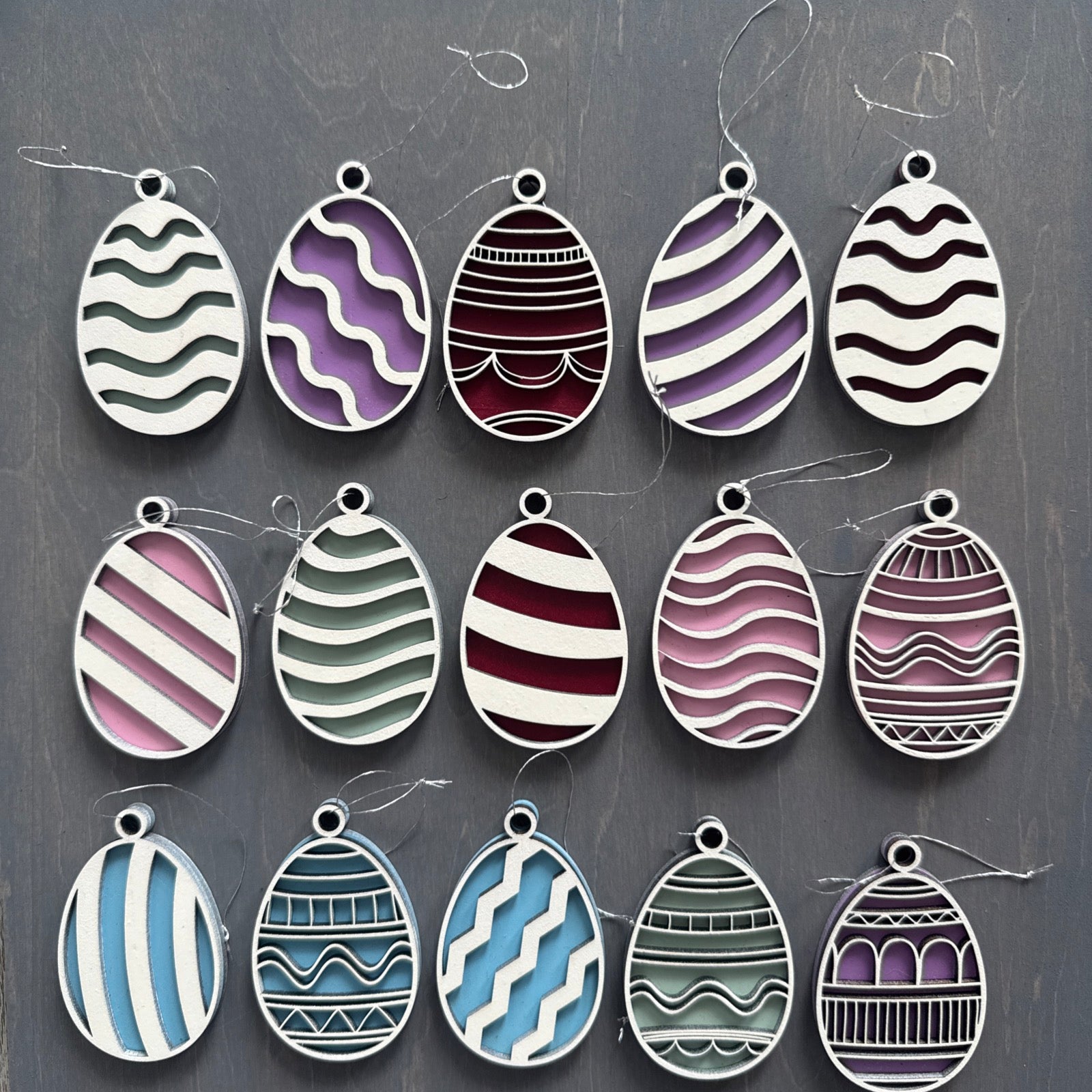 Ostereier Holz Eier Deko Ostern Baum Schmuck  Anhãnger/Aufhänger 7cm groß, 15 Stück